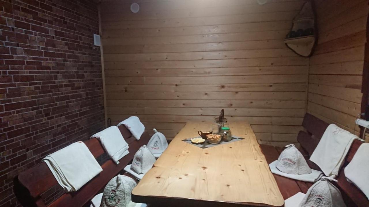 "У Пасічника" Котедж Для Сім'Ї Jaremtsje Buitenkant foto